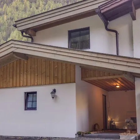 Alpenea Apartment
